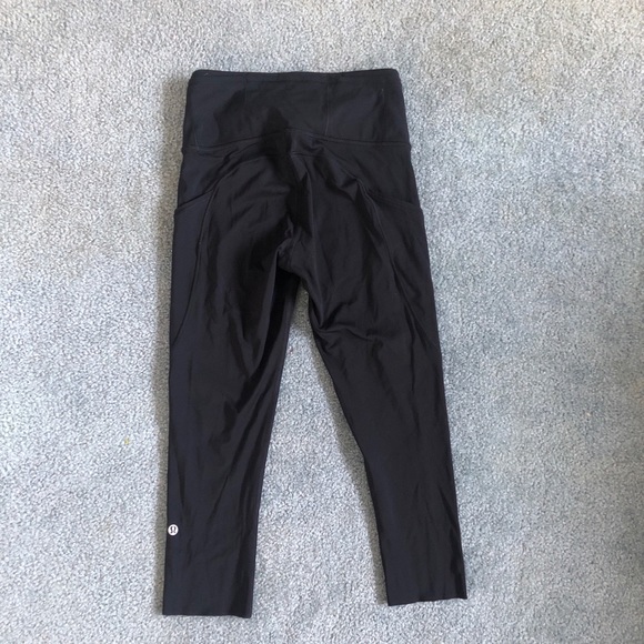 Lululemon Fast & Free Crop - Picture 1 of 5